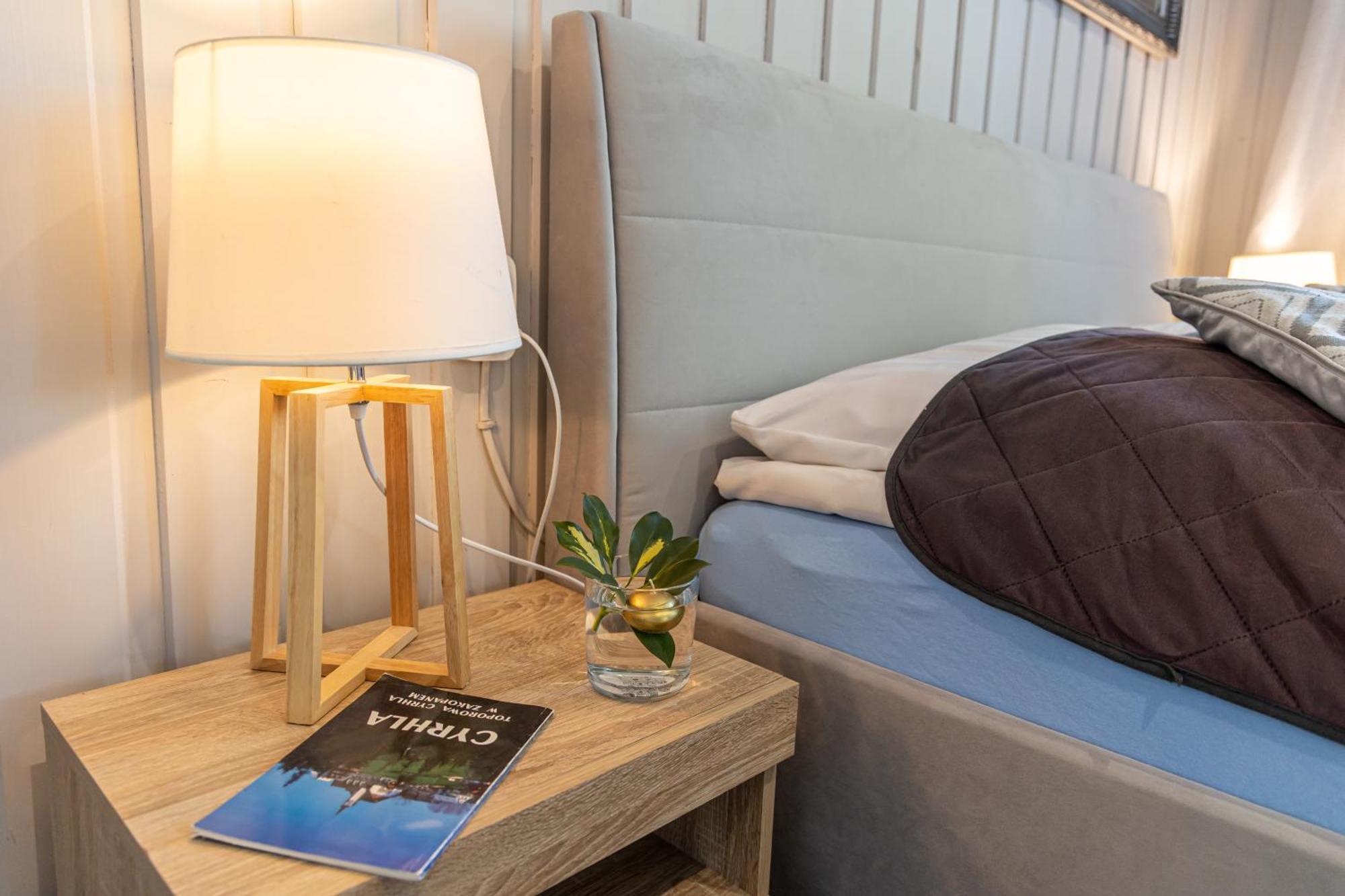 One-Bedroom Standard Apartment