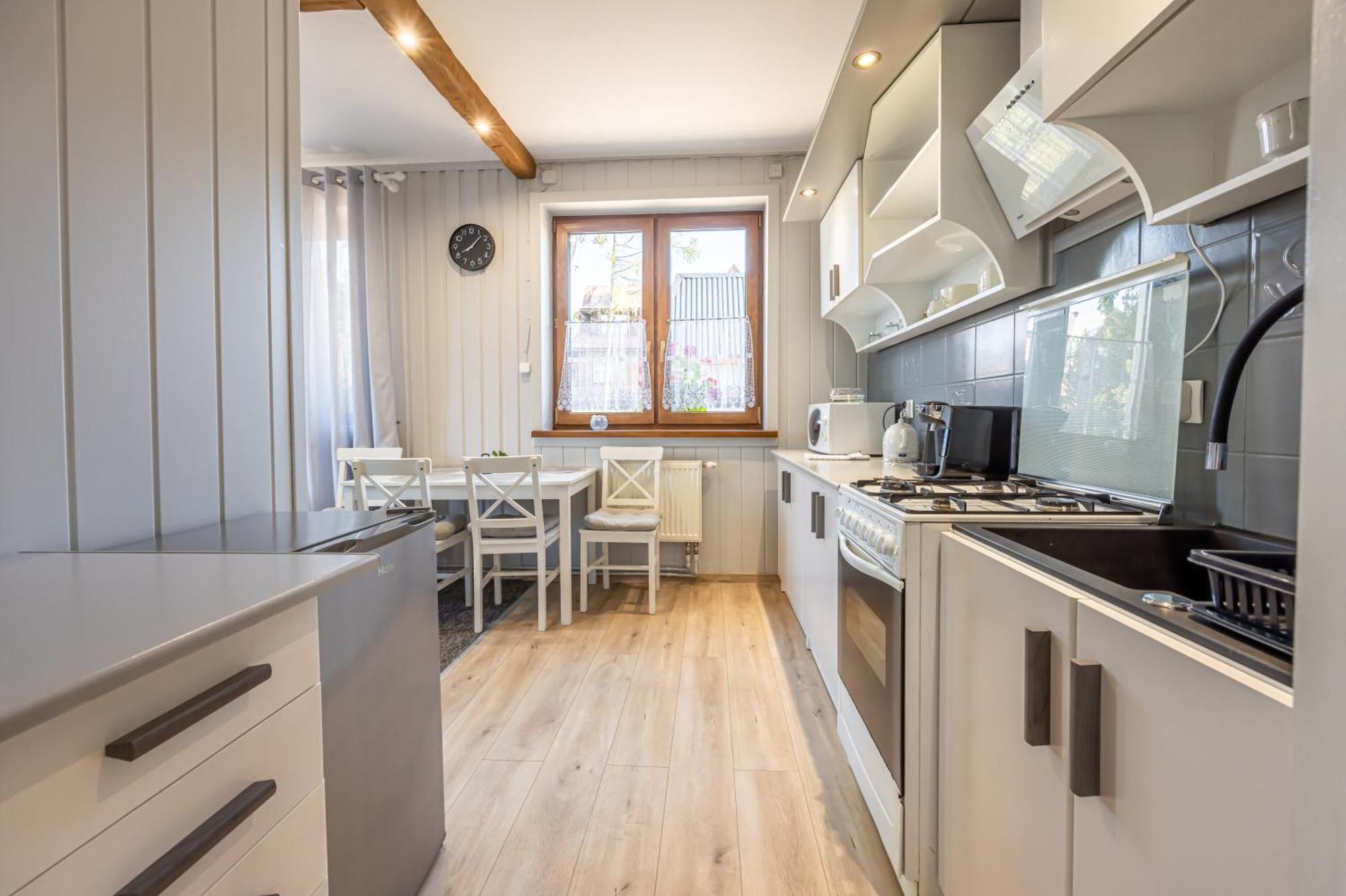 One-Bedroom Standard Apartment